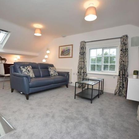 Welcoming Luxury In A Grade II Listed Building Apartment Chester Exterior photo