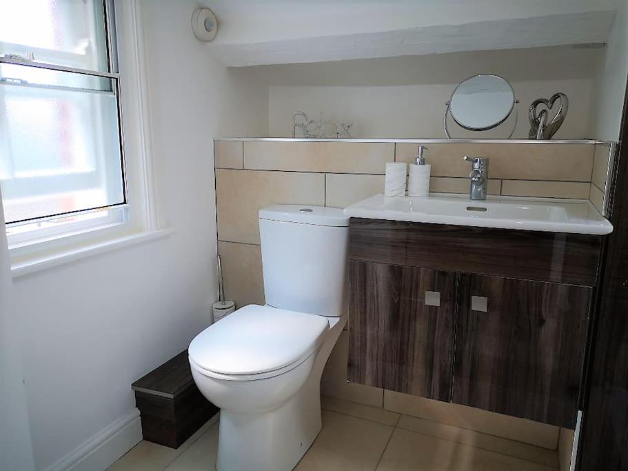 Welcoming Luxury In A Grade II Listed Building Apartment Chester Exterior photo